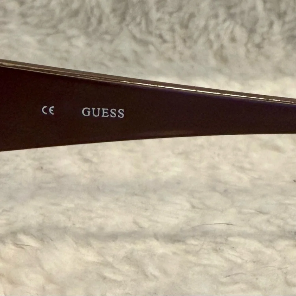 GUESS 90’s Aviators Brown Gradient Lenses in Gold Frames Logo on Leopard Arms